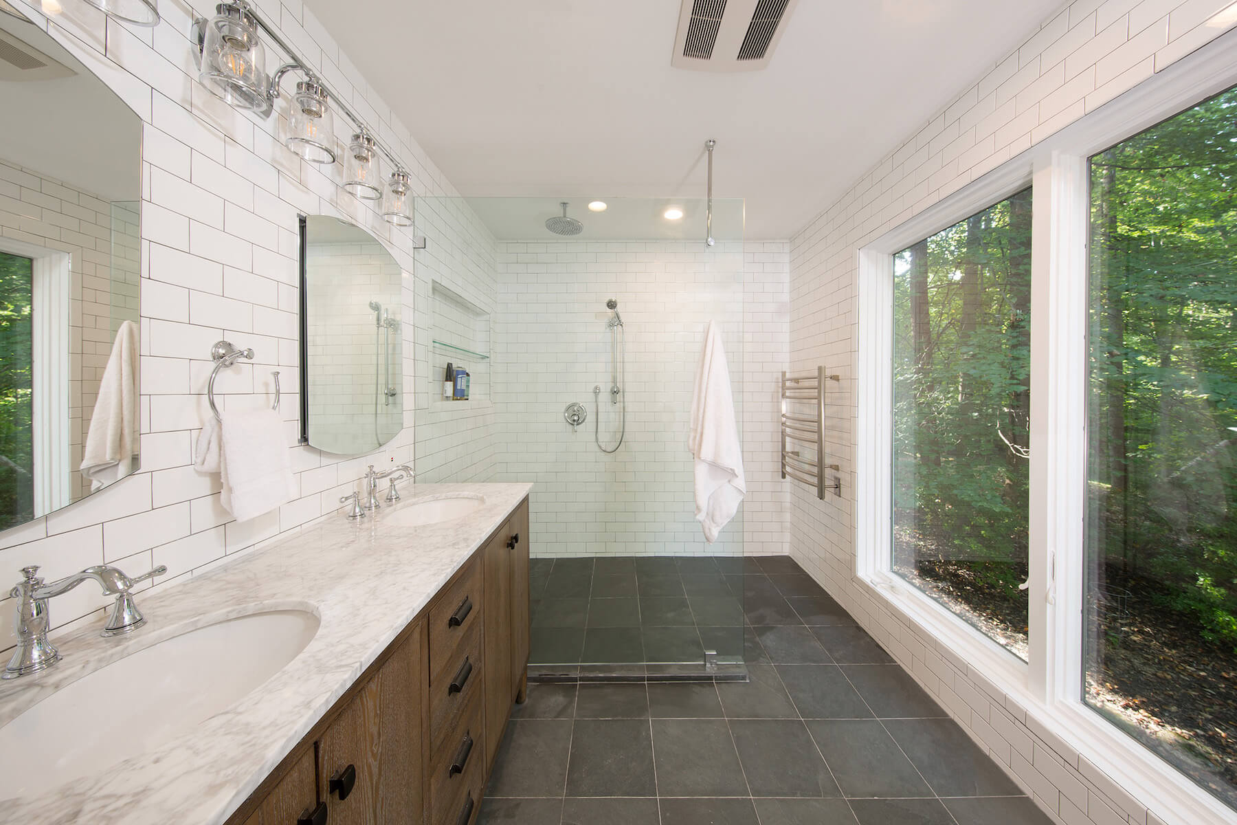Bathroom_9-21-17_428